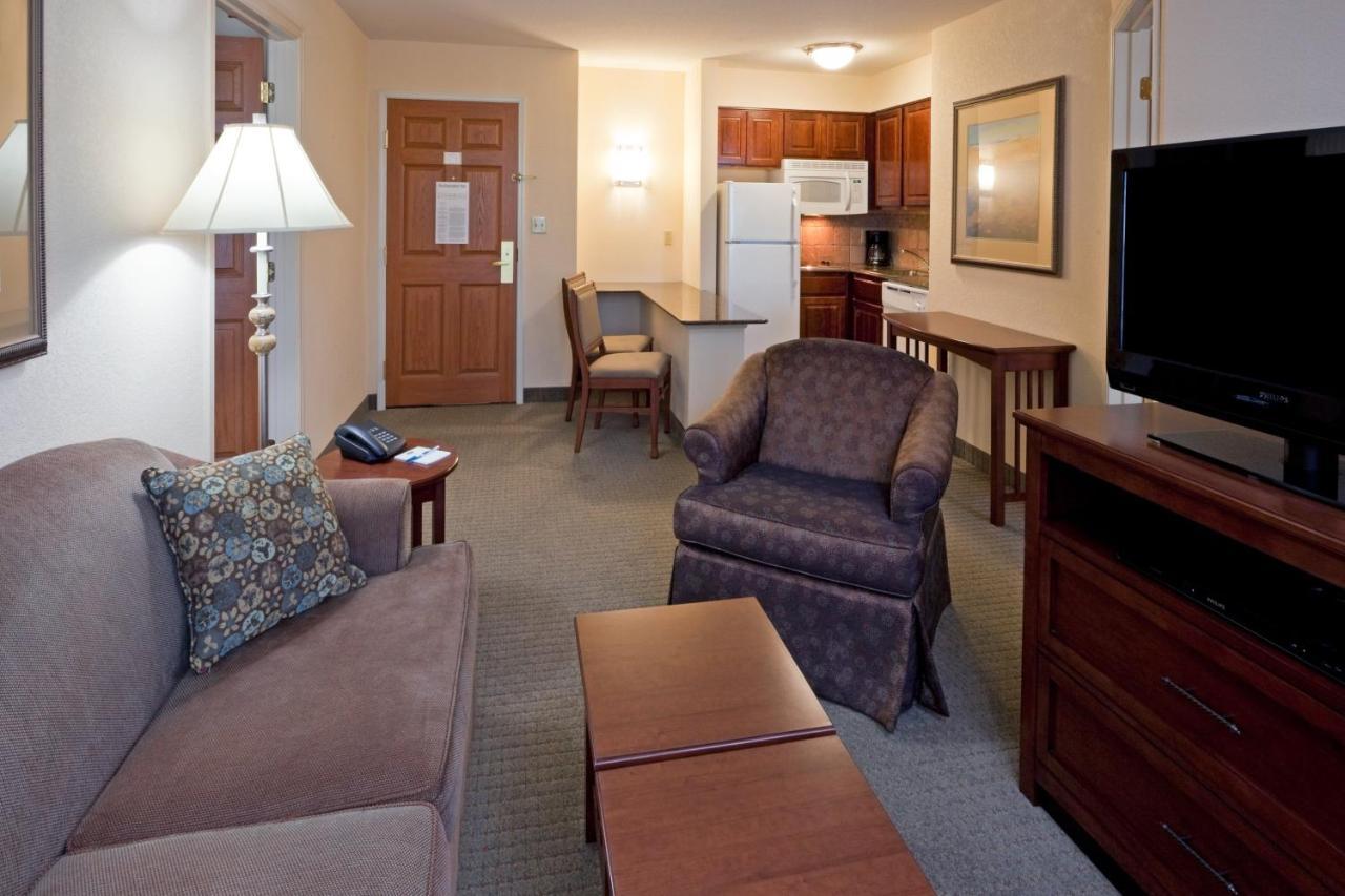 Staybridge Suites - Philadelphia Valley Forge 422, An Ihg Hotel Royersford Екстериор снимка